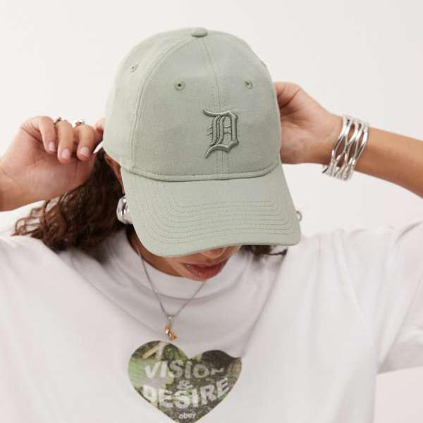【新品・未開封】台湾限定✨スターバックス × NEW ERA 9FORTY 台湾スターバックス/ NEW ERAコラボ 9FORTY キャップ 台湾版
