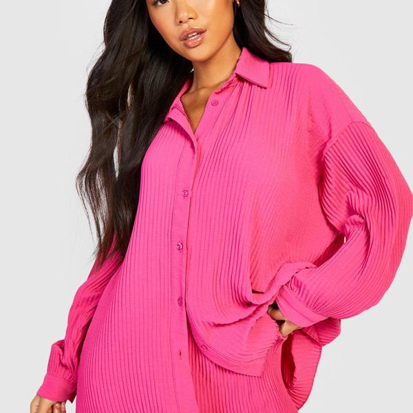 boohoo(ブーフー)BOOHOO ピンク Petite Plisse オーバーサイズ シャツ トップス レディース 女性 インポートブランド 小さいサイズから大きいサイズまで 20代 30代 40代 プレゼント 誕生日