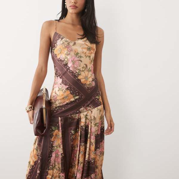 ミスセルフリッジ Miss Selfridge ミス・セルフリッジのサテンビーズ付きミディドレス（花柄） ワンピース レディース 女性 インポートブランド 小さいサイズから大きいサイズまで｜セレクトショップ　Diva　Closet