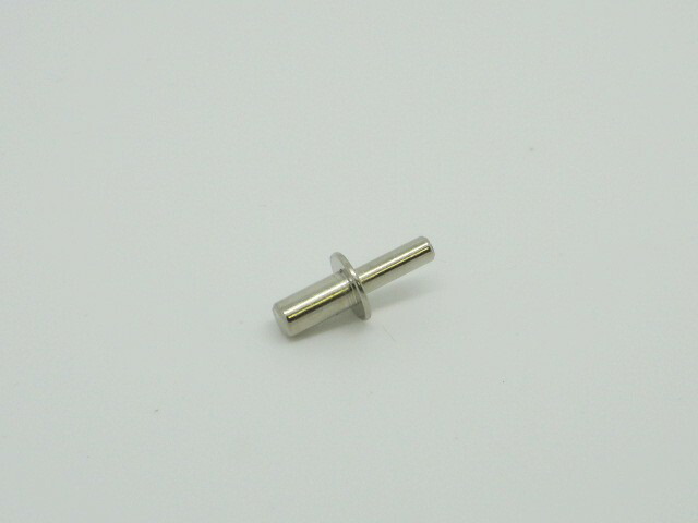 【楽天市場】【メール便可】 鉄製差し込みダボ棚受 リバーシブルタイプ 3mm/4mm 1個入り：DIYパートナー