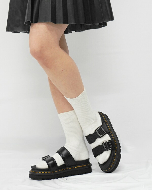 引き換え証働かせるで10 Off 5 28 0 00 5 31 23 59まで ドクターマーチン サンダル Zebrilus Myles Slide Sandal Black Dr Martens マイルス 辷る レザー メンズ レディース Cannes Encheres Com