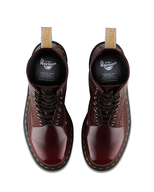 dr martens 1b6 cherry red