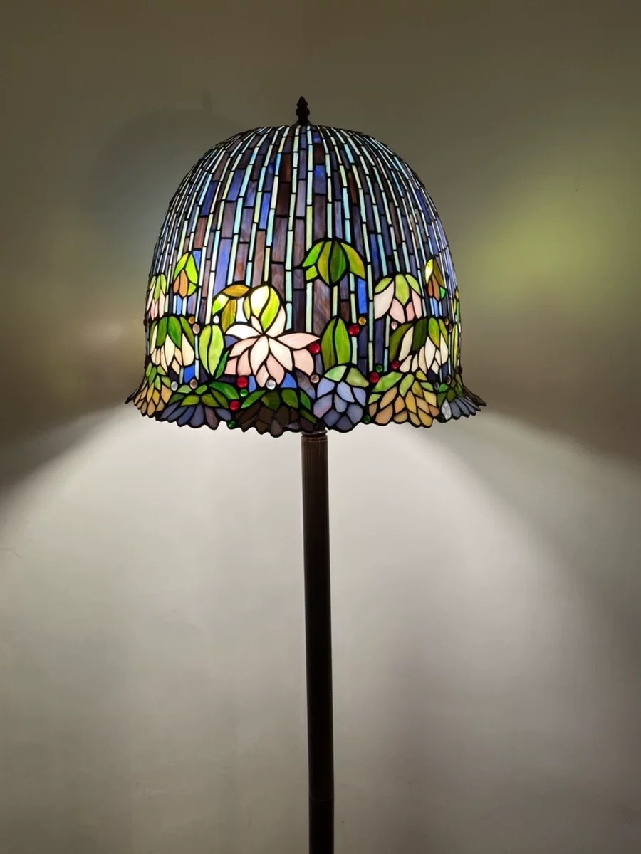 ステンドグラスライト　インテリアスタンド　手作り品　美品　保管品　店舗展示品 Amazon.co.jp : ティファニースタイルのフロアライト手作りグレープ