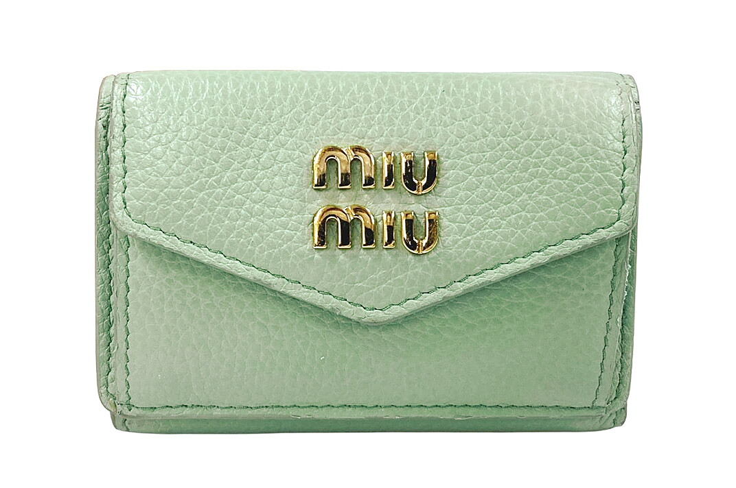 miumiu(ミュウミュウ）ヴィッテロダイノレザー 紙入れ ター型・三つ折りミニ紙入れ 5MH021 緑であること（藍緑色） 外箱付き添い人【中古】【一般受け】【良品】2846.