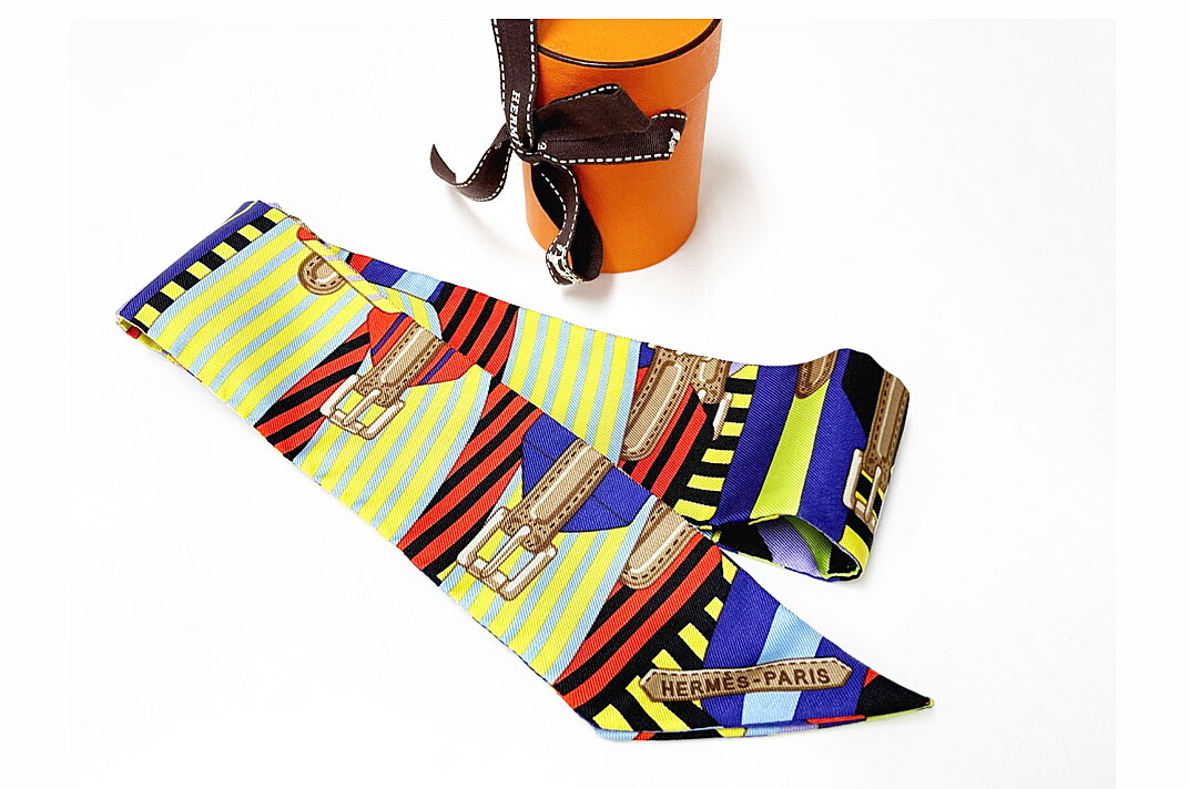 楽天市場】HERMES エルメス ツイリー Fantaisie d'Etriers 鎧の