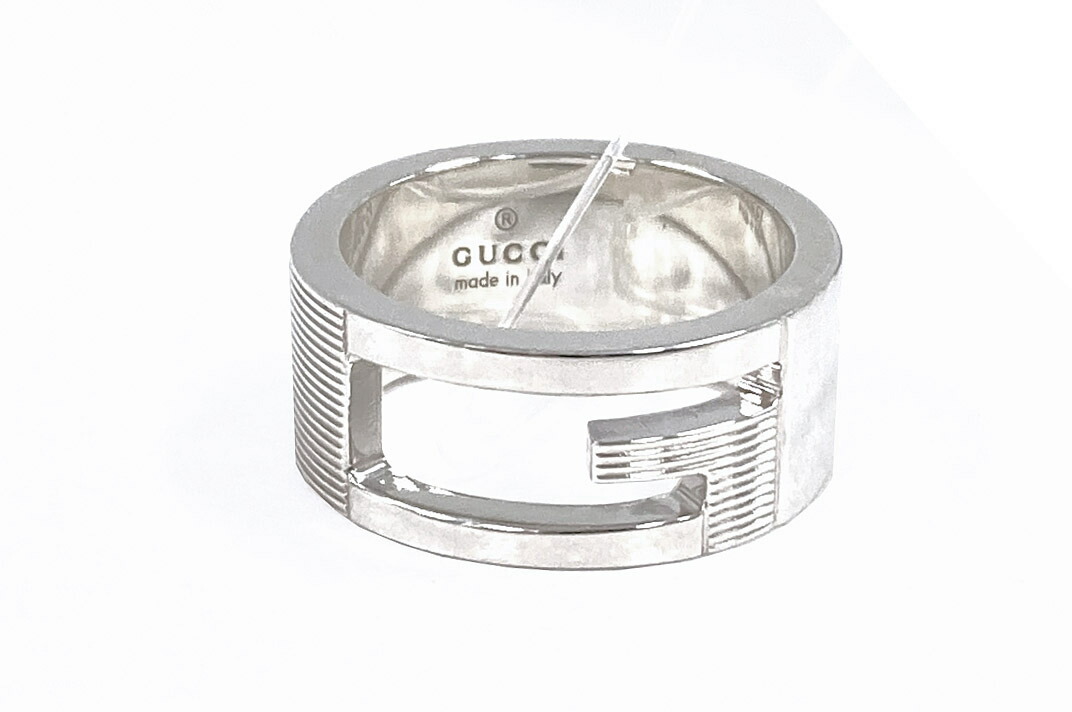 美品 グッチ カフス カットアウト ブランデッド Ｇモチーフ SV925 廃盤 美品 グッチ カフス カットアウト ブランデッド Gモチーフ