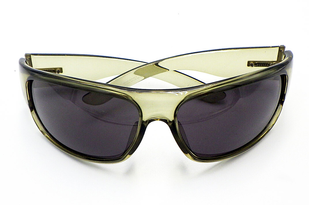 GUCCI ゴールド スリムフレーム サングラス中古 GUCCI 美品 グッチ ゴールド メタル GG0396S 001 56□18 140