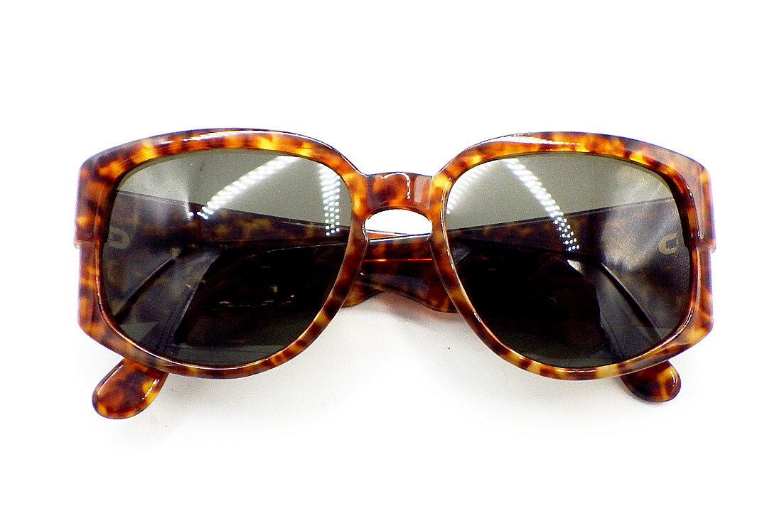 VALENTINO【ヴァレンティノ】 サングラス V633  Tortoiseshell pattern ケース付き【中古】【人気】【美品】6686.