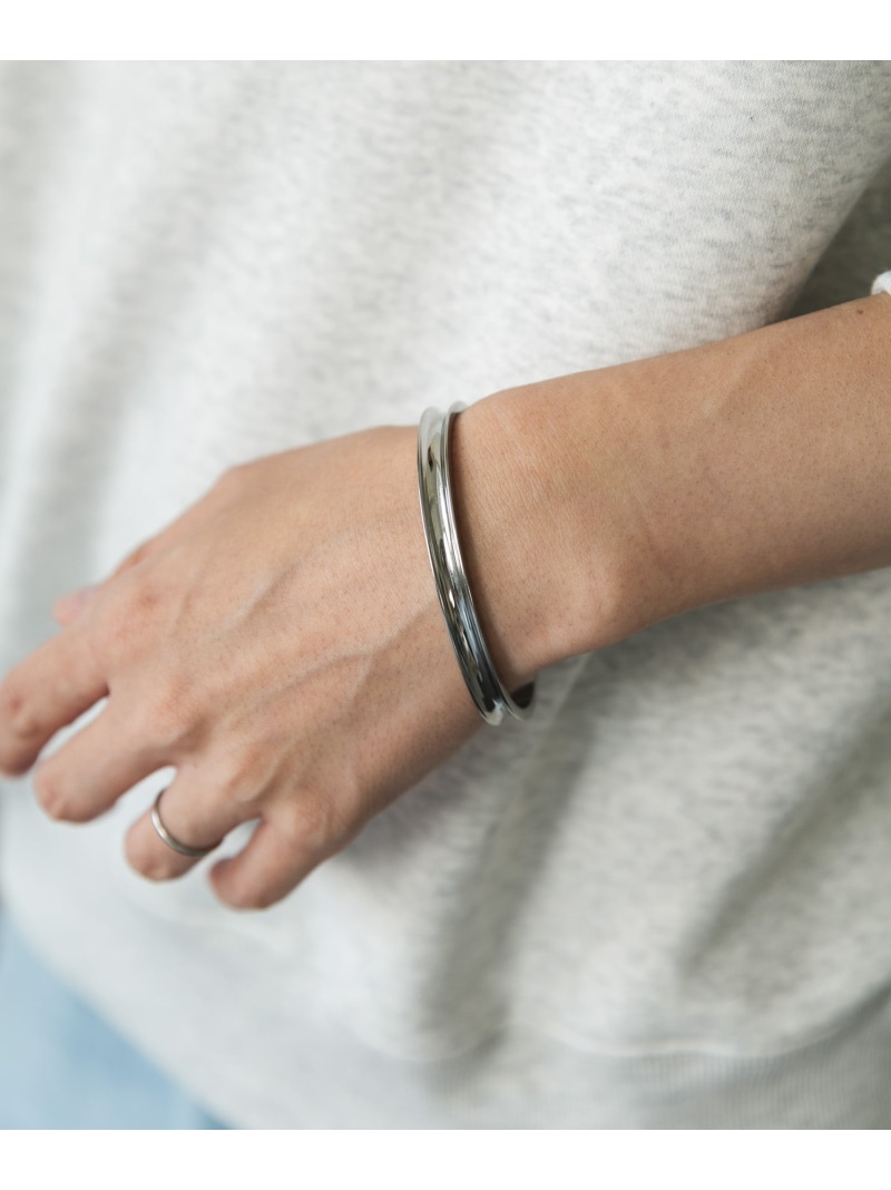 ✨新品未使用✨ブラックレーベル　バングル　CBチェック　シルバー　保存袋付き ✨新品未使用✨ブラックレーベル バングル CBチェック シルバー