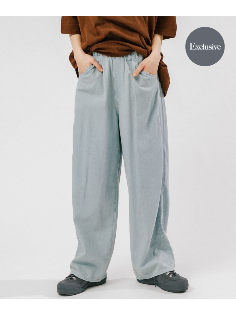 『別注』Wrangler×EKAL ライトデニムリラックスバギーパンツ EKAL アーバンリサーチドアーズ パンツ ジーンズ・デニムパンツ ブルー【先行予約】*【送料無料】[ Fashion]