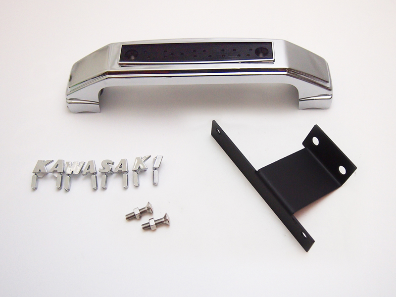 ゼファー750用タックロールシート タンデムベルト、金具付き 新品同様 ゼファー750 カスタムタックロールシートASSY 【欠品中 ご予約