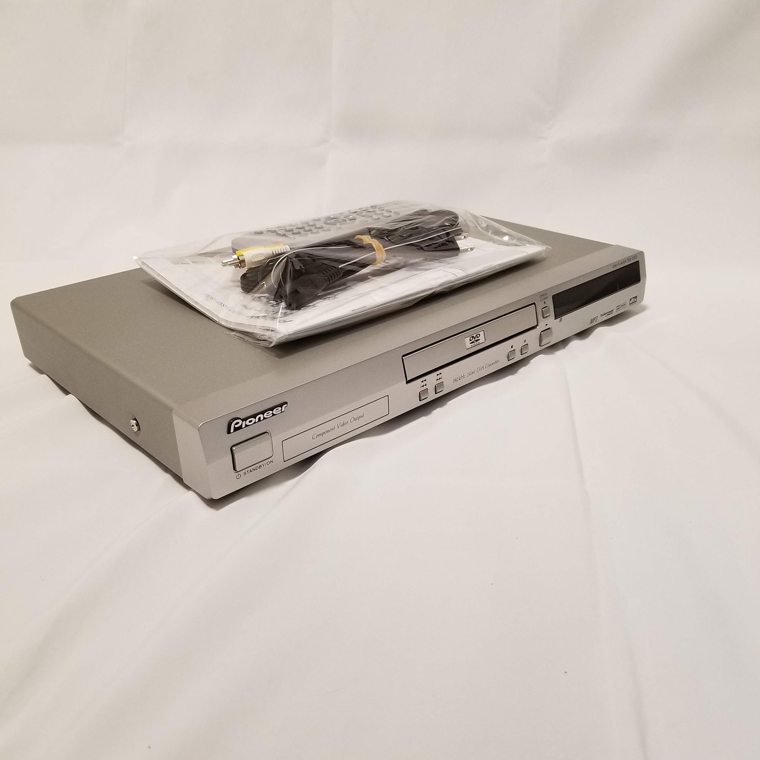 【中古】【人並み外れたに好いたらしい】Pioneer DV-353-S ヴィデオディスク電気蓄音機 (しろがね色)