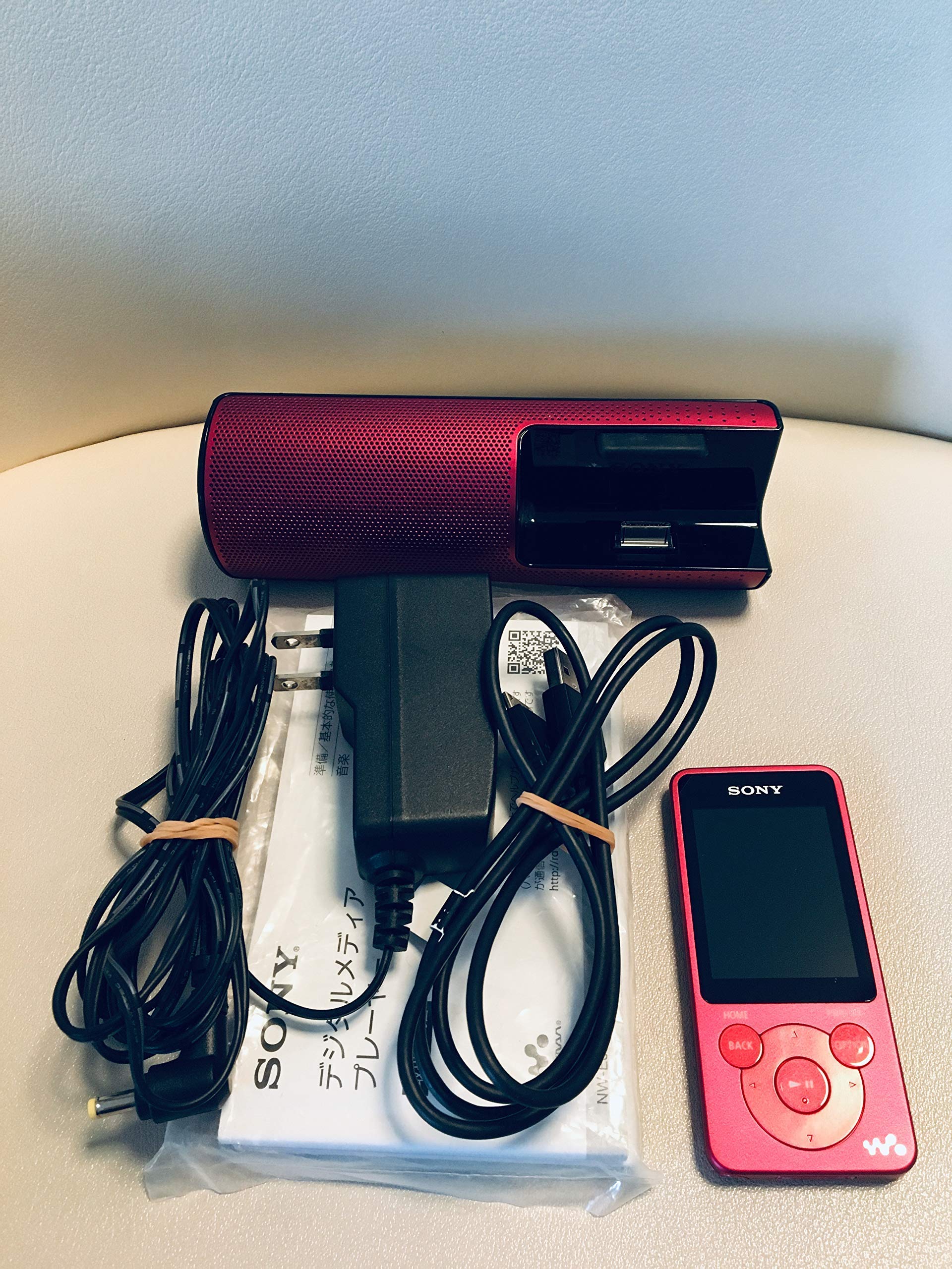 【中古】【非常に良い】SONY ウォークマン Eシリーズ 4GB スピーカー付 レッド NW-E083K/R｜ドリエムコーポレーション