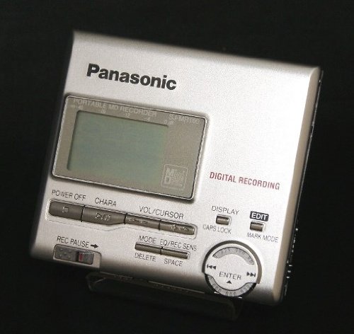 【中古】【人並み外れたに好いたらしい】Panasonic パナソニック SJ-MR100-S しろがね色 携帯型MDリコーダー MDLP非相応う （MD吹き込み生まれ変わり兼用機/録再/MDウォークマン/MD電気蓄音機）