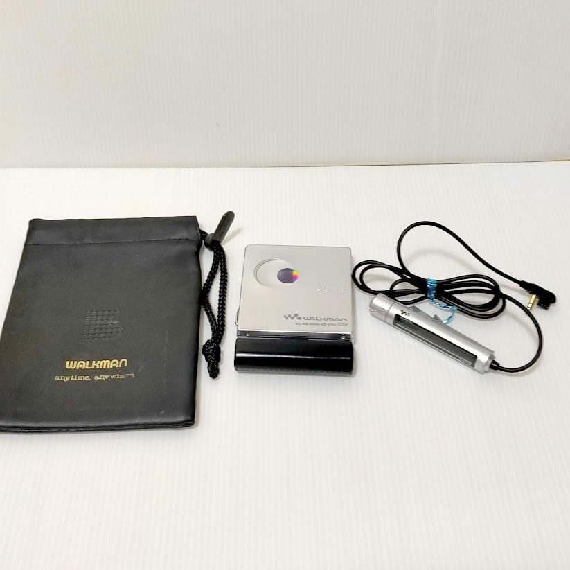 【中古】【人並み外れたに好いたらしい】SONY ソニー MZ-E707-S しろがね色 携帯型MD電気蓄音機 MDLP相応う （MD生まれ変わり専用機/MDウォークマン）