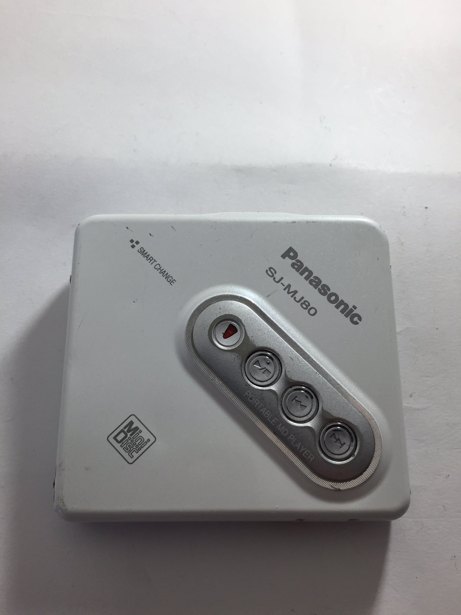 【中古】【人並み外れたに好いたらしい】Panasonic パナソニック MD WALKMAN MD ウォークマン 携帯型MD SJ-MJ80