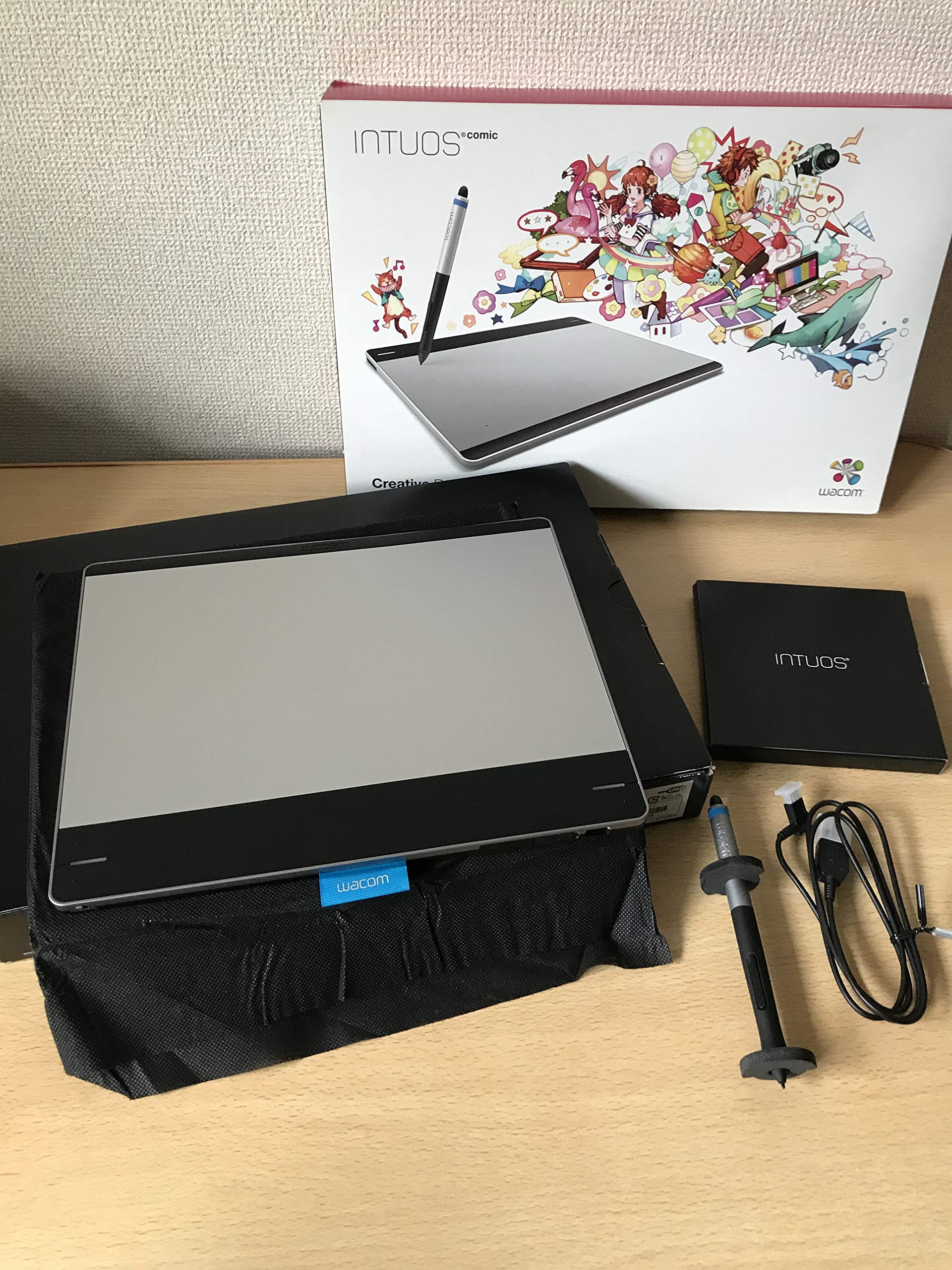 【中古】【人並み外れたに好いたらしい】ワコム Intuos Comic マンガ・小間絵仕立て上げる用青写真 M大きさ 2013年9月青写真 CTH-680/S1