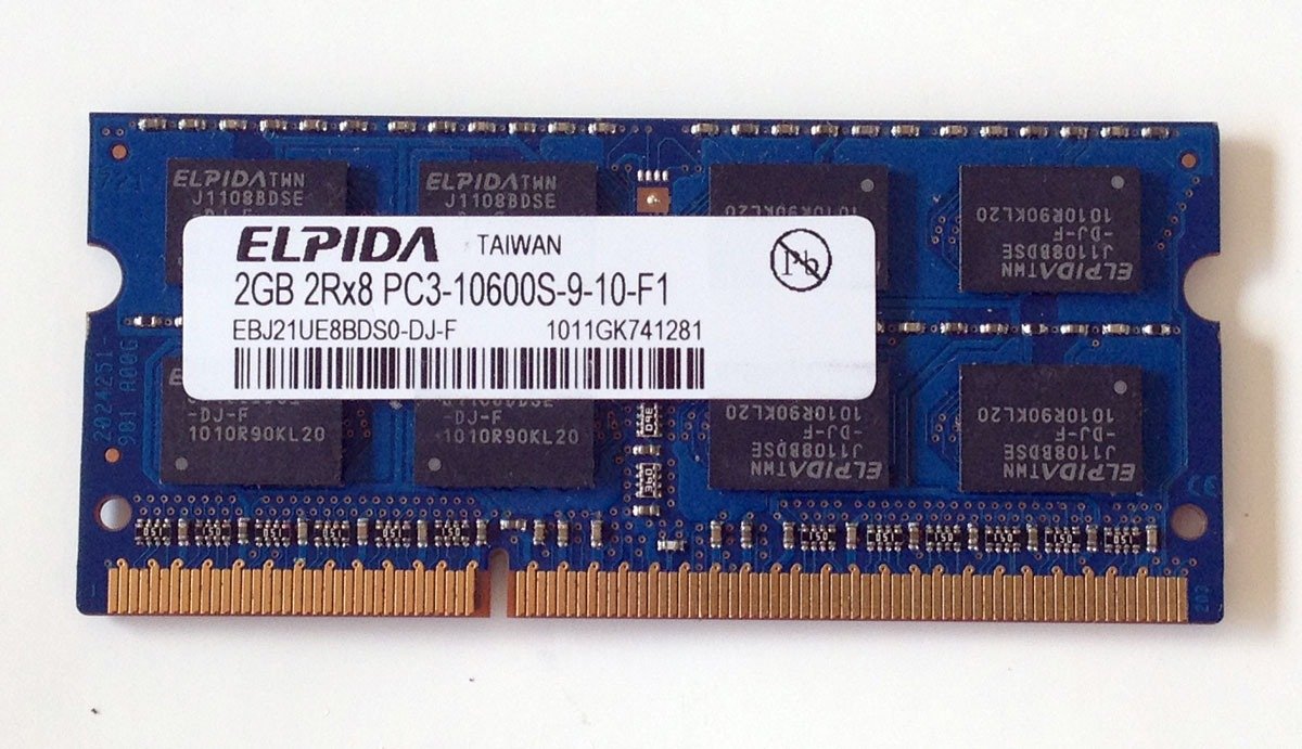 【中古】【人並み外れたに似つかわしい】Elpida 2GB マイコン3-10600 DDR3-1333MHz Non-ECC Unbuffered CL9 EBJ21UE8BDS0-DJ-F