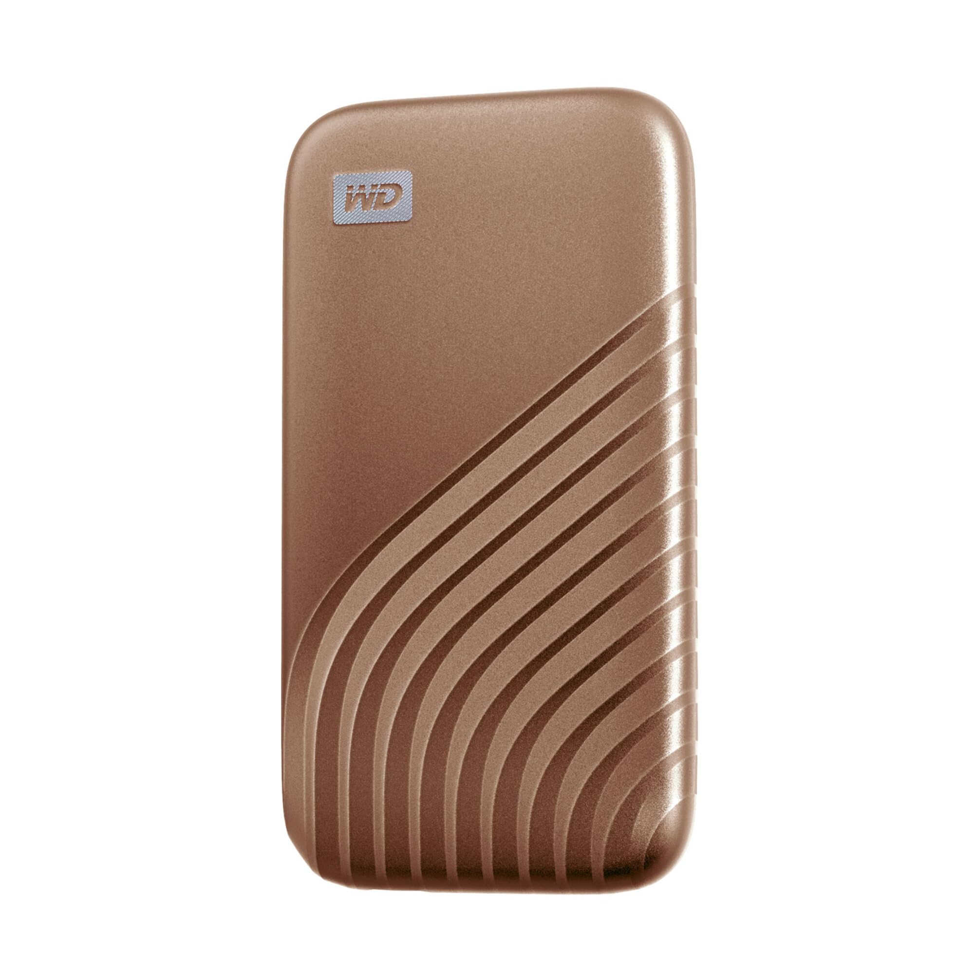 【中古】【非常に良い】WD ポータブルSSD 500GB ゴールド USB3.2 Gen2 My Passport SSD 最大読取り1050 MB/秒 外付けSSD /5年保証 WDBAGF5000AGD-WESN｜ドリエムコーポレーション