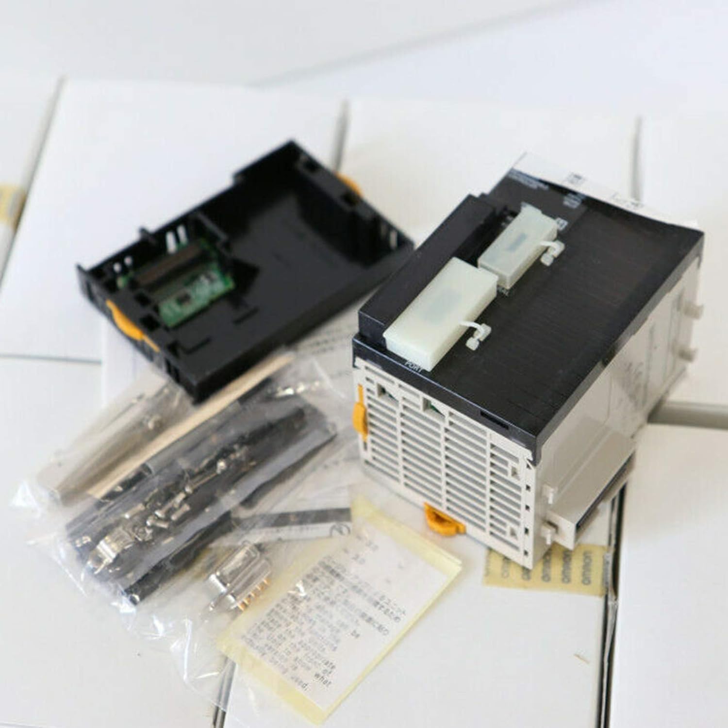 【中古】【人並み外れたに好いたらしい】実業用 中央処理装置モデュール CJ1G-中央処理装置44H