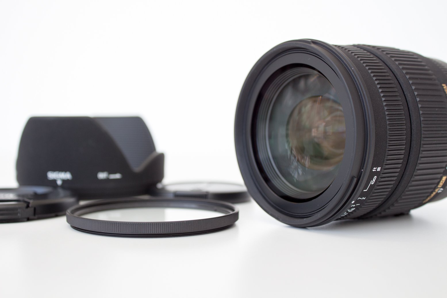 【中古】【非常に良い】シグマ(Sigma) SIGMA シグマ 17-70mm F2.8-4 DC MACRO OS HSM キヤノン用 17-70mm F2.8-4 DC MACRO OS HSM EO｜ドリエムコーポレーション