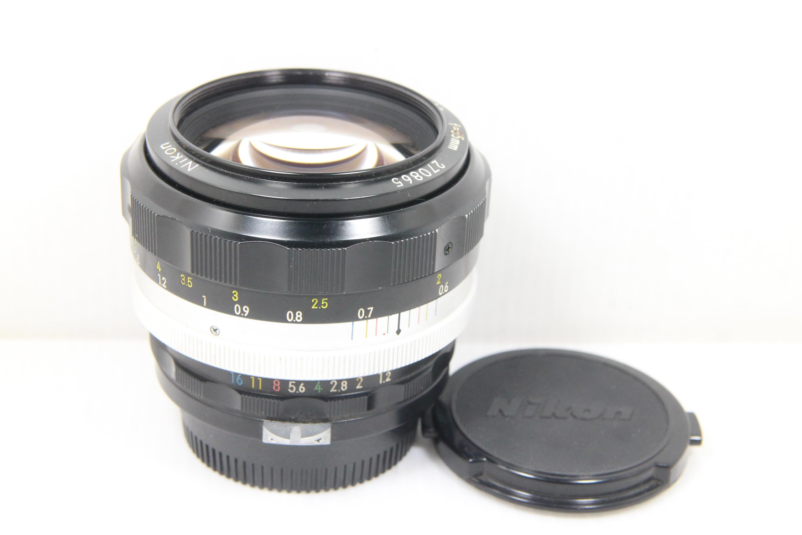 【中古】【人並み外れたに似つかわしい】Nikon MF水晶体 NIKKOR-S Auto 55粍 F1.2 非Ai