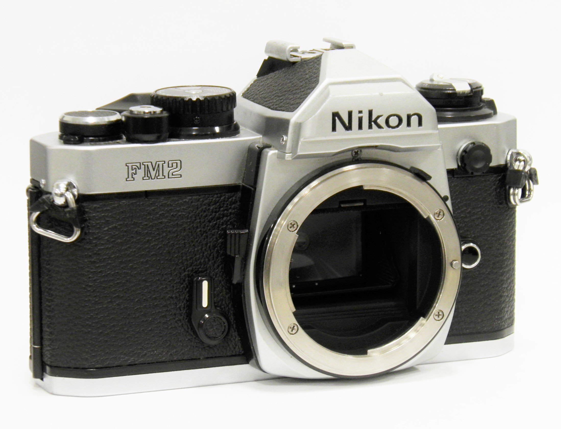 【中古】【非常に良い】Nikon New FM2 シルバー ボディ