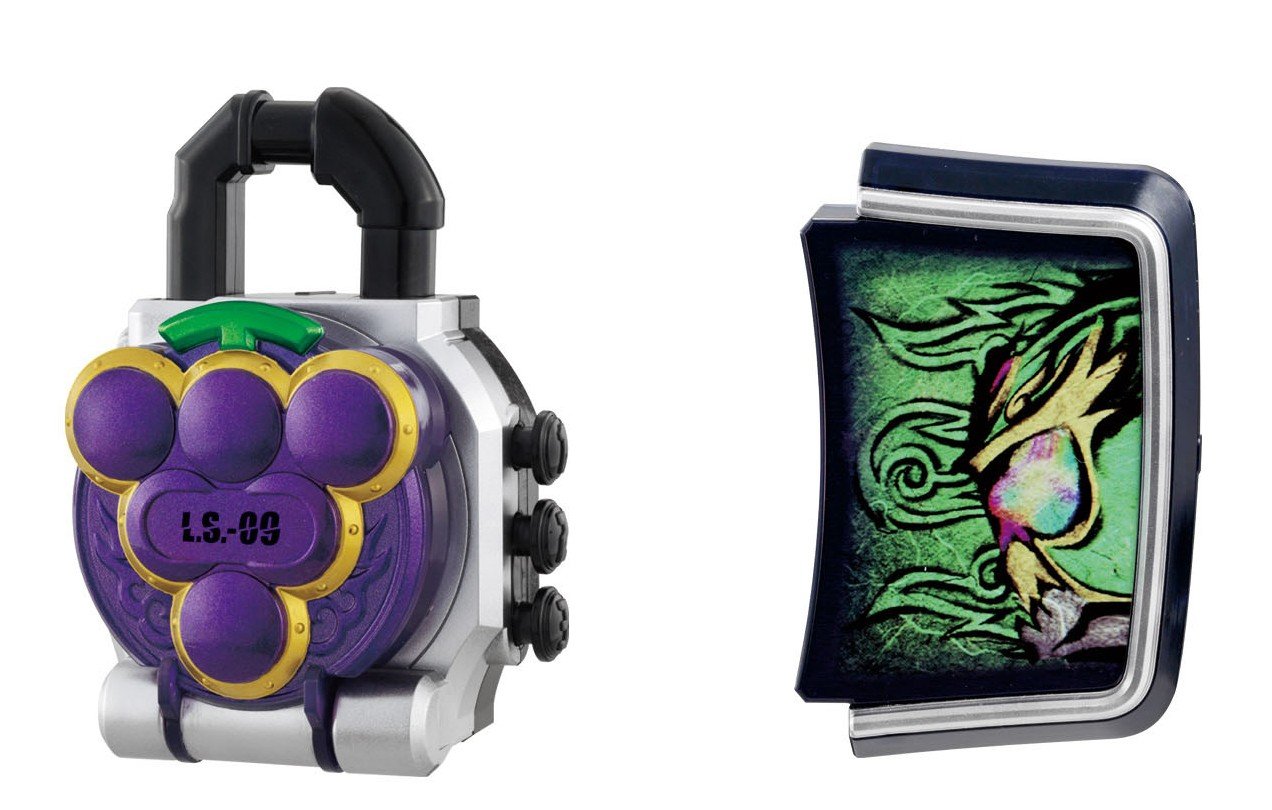 【中古】【非常に良い】仮面ライダー鎧武 (ガイム) DXブドウロックシード 仮面ライダー龍玄セット｜ドリエムコーポレーション