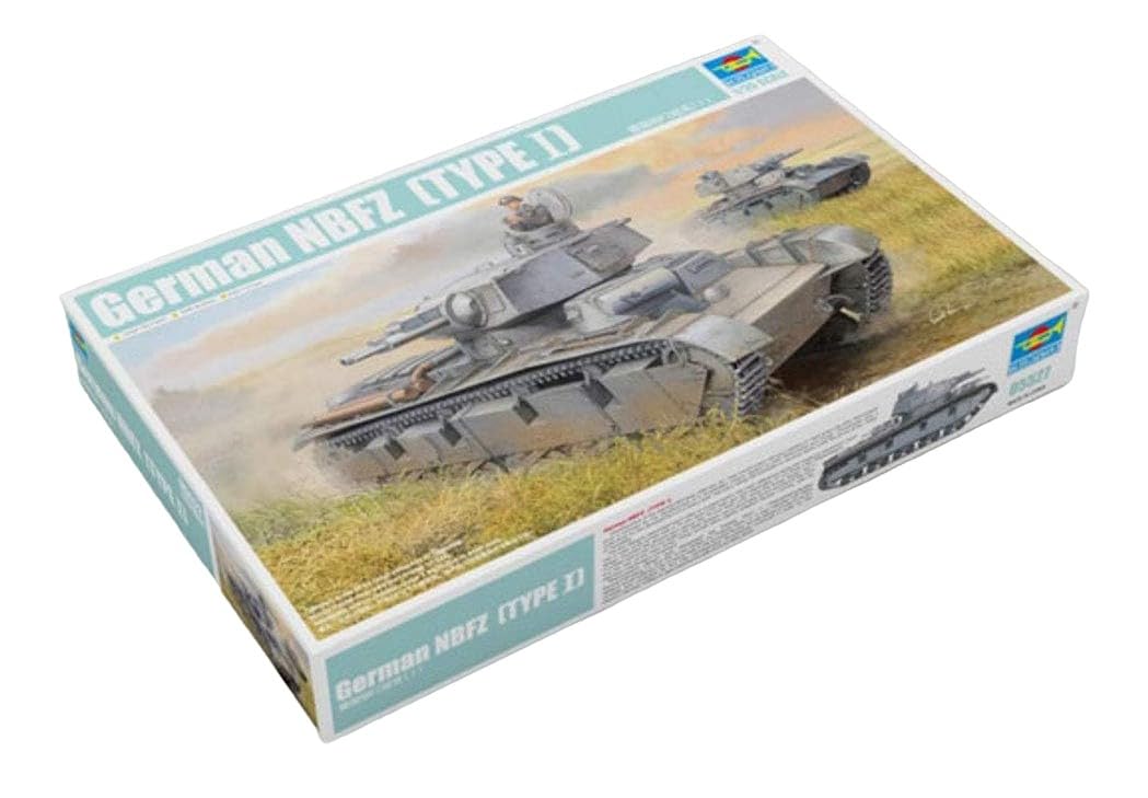 【中古】【非常に良い】トランペッター 1/35 ドイツ軍 ノイバウ・ファールツォイク 1号車 プラモデル