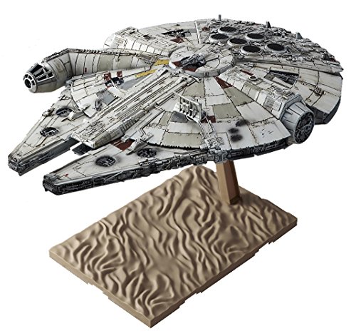 【中古】【非常に良い】スター・ウォーズ ミレニアム・ファルコン (フォースの覚醒) 1/144スケール プラモデル