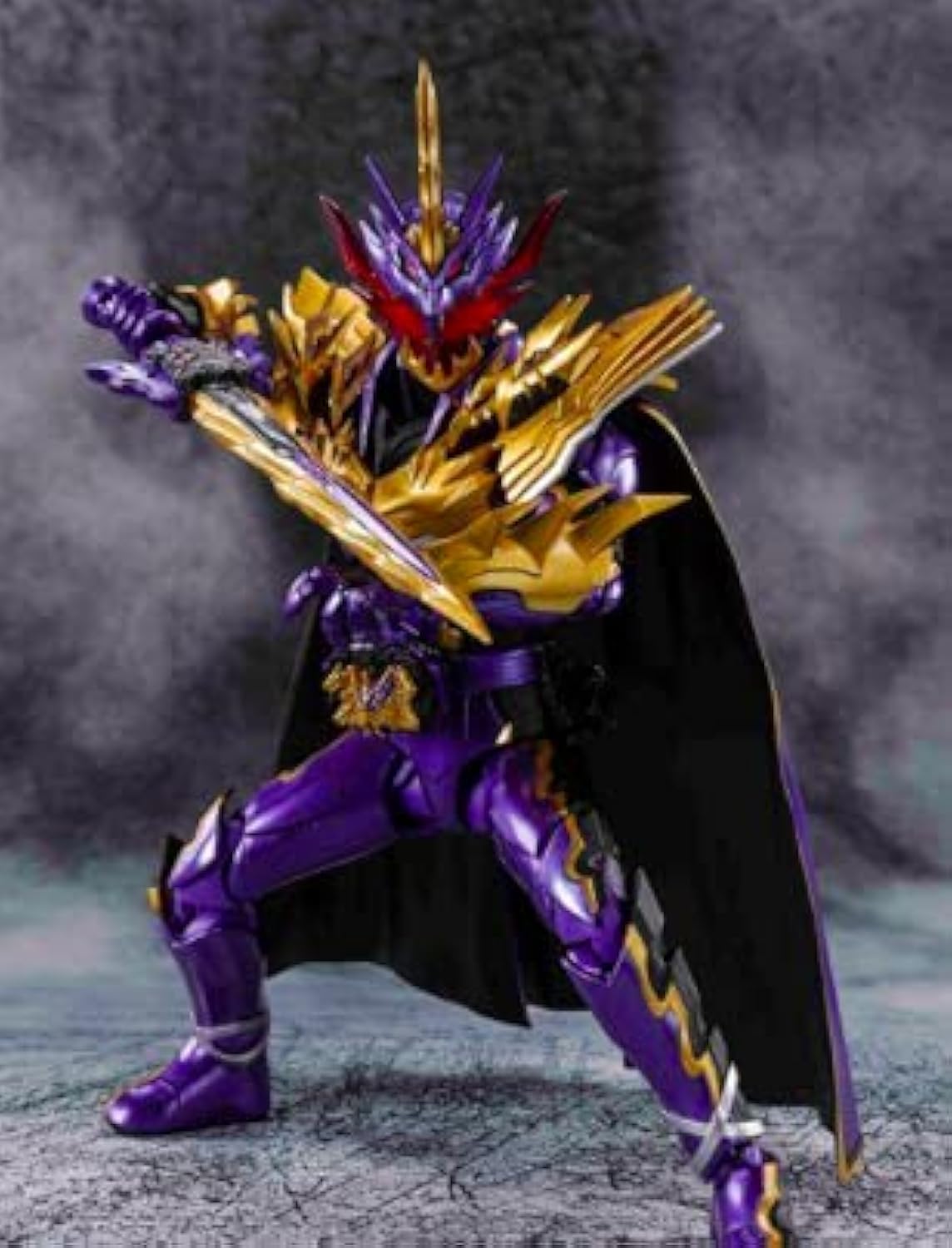 【中古】【非常に良い】TAMASHII NATIONS S.H.Figuarts 仮面ライダーカリバー ジャオウドラゴン|ドリエムコーポレーション