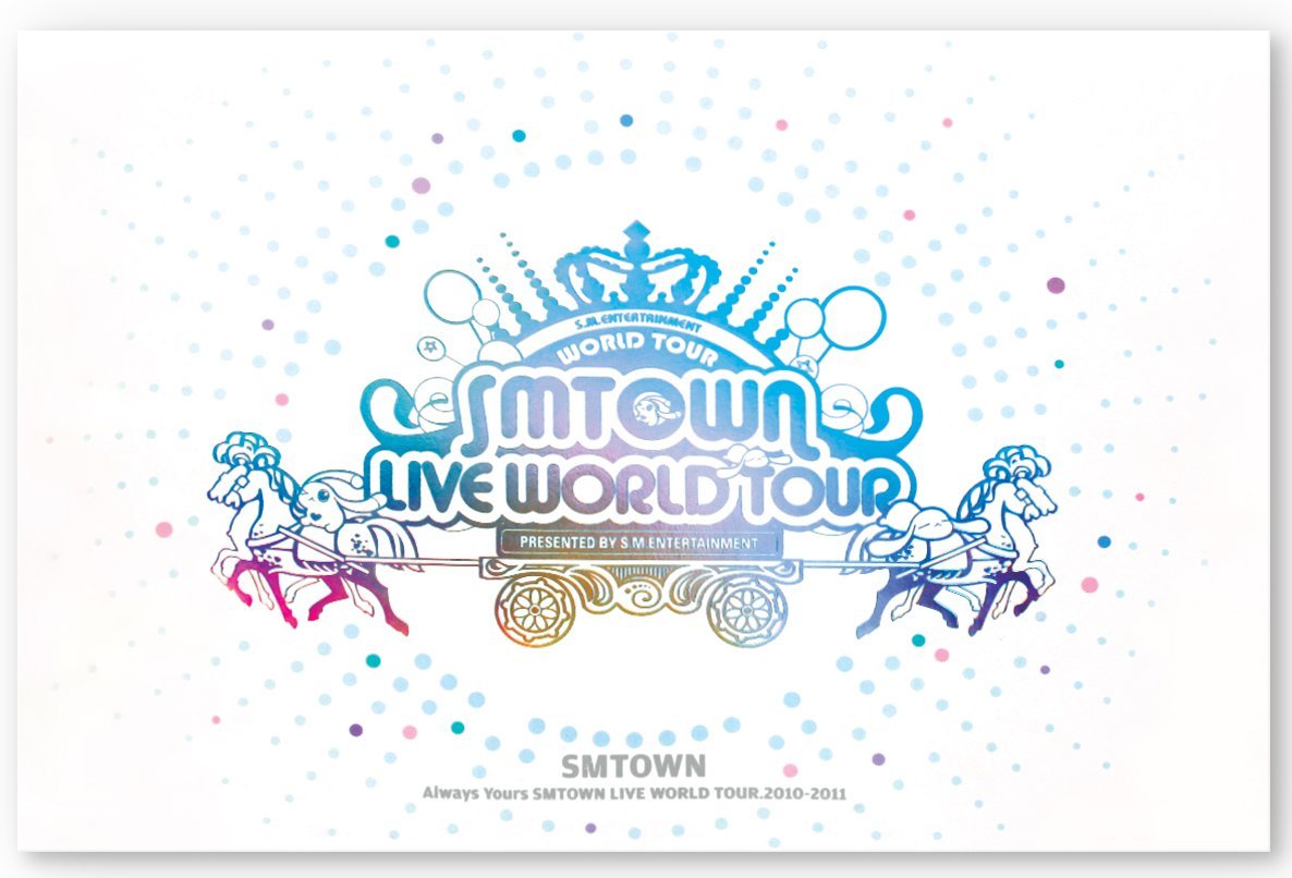 【中古】【非常に良い】SMTOWN Live World Tour Photobook （限定版） (韓国盤)