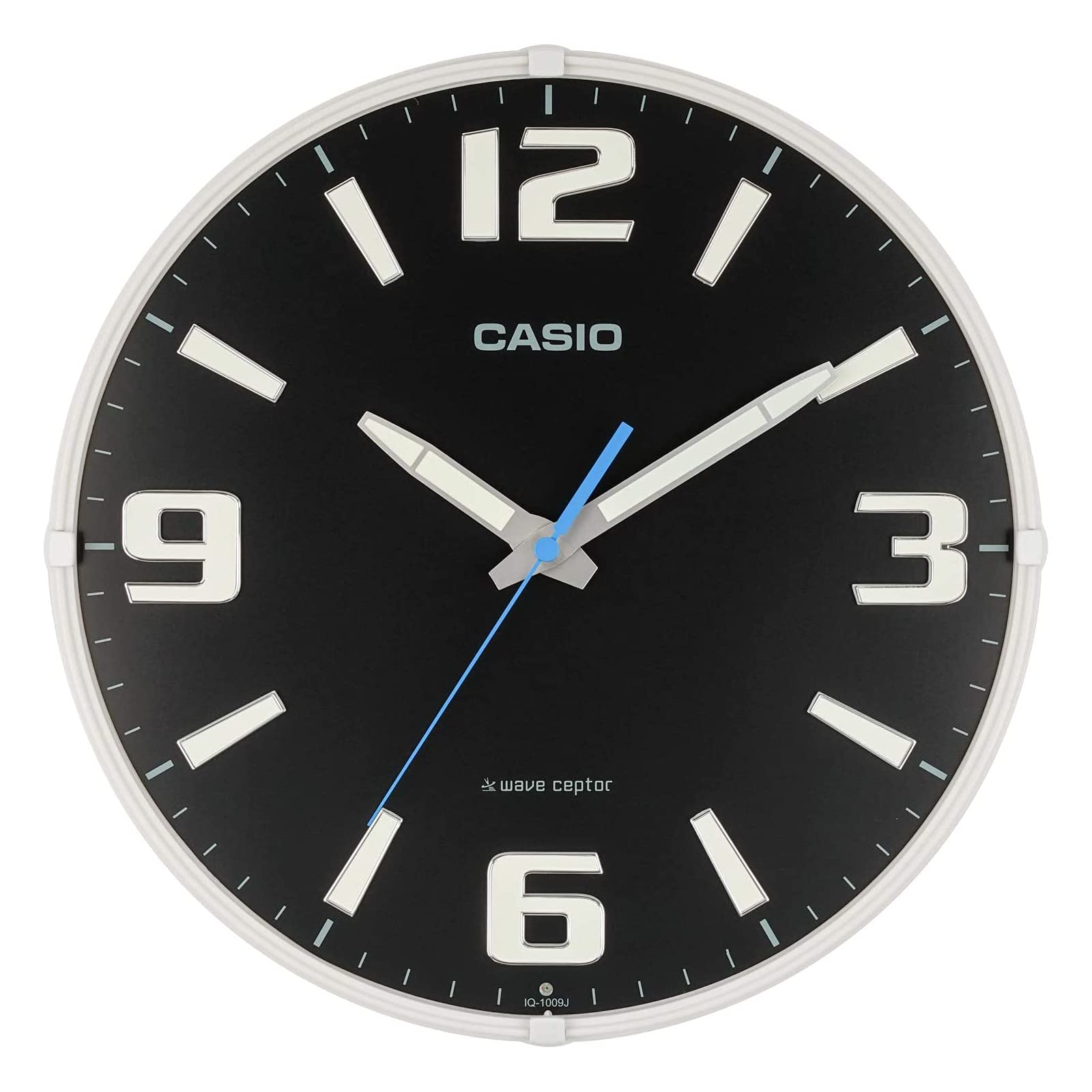 【中古】【非常に良い】CASIO(カシオ) 掛け時計 壁掛け時計 電波時計 ブラック 黒 アナログ 夜間秒針停止 機能 IQ-1009J-1JF