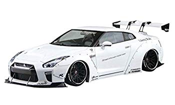 【中古】(未使用･未開封品)　青島文化教材社 1/24 リバティウォークシリーズ No.11 LB・ワークス R35 GT-R タイプ1.5 プラモデル bt0tq1u