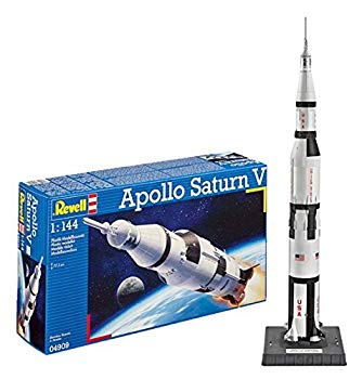 【中古】(未使用･未開封品)　ドイツレベル 1/144 サターン V ロケット 04909 プラモデル v1yptgt