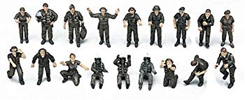 AFVクラブ AFV CLUB 1/35 ドイツ戦車兵「ハンティングクルー」w/犬・ウサギ FV35092 プラモデル rdzdsi3 Amazon.co.jp: AFVクラブ 1/35 ドイツ戦車兵 ハンティングクルー