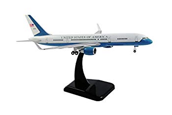 【中古】hogan wings(ホーガンウイングス) 1/200 C-32A アメリカ空軍 第89空輸航空団 要人輸送機 mxn26g8|ドリエムコーポレーション