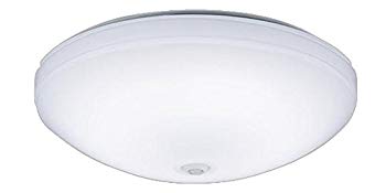 【中古】【非常に良い】パナソニック LEDシーリングライト 人感センサー付 20形 昼白色 LGBC81022LE1 ggw725x
