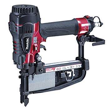 【中古】【人並み外れたに好いたらしい】マキタ(Makita)  高圧フロアタッカ エアダスタ付 11.3粍 赤 AT1150HA tf8su2k