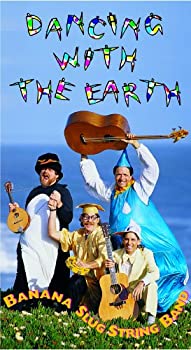 【中古】【非常に良い】Dancing With the Earth [DVD]