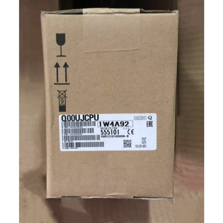 【新品 日本の首都発 ★適当お願いごと書ふり出し可★】MITSUBISHI 三菱電機 Q00UJCPU【６ヶ月引き受ける】