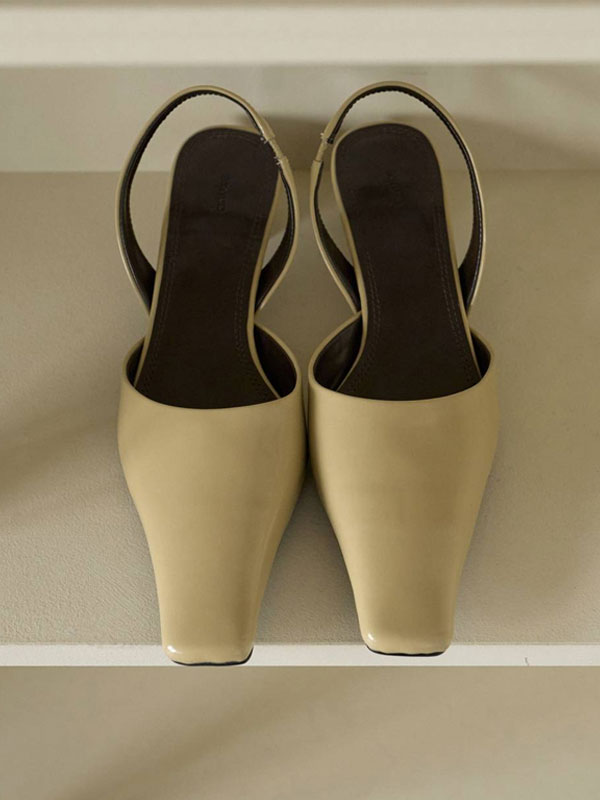 ｴﾝﾄﾘｰでﾎﾟｲﾝﾄ上乗ｾ アンヌーク anuke 2026Prefall シューズ Squaretoe Enamel Pumps 7月上旬～下旬予約 スクエアトゥエナメルパンプス 靴 ヒール 26秋冬 62621017 11,396円