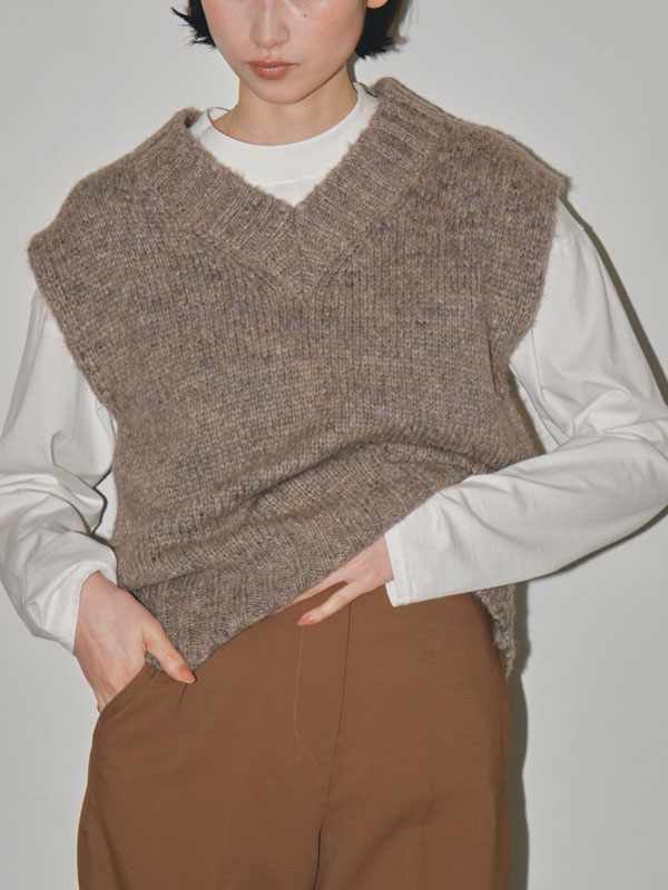 Chunky Hand Knitvest トゥデイフル　ニット　ベスト TODAYFUL（トゥデイフル）の「TODAYFUL Chunky Hand Knitvest