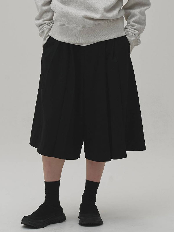 ｴﾝﾄﾘｰでﾎﾟｲﾝﾄ上乗ｾ 【予約販売】トゥデイフル TODAYFUL 2026Prefall ボトムス Pleats Bermuda Pants 9月中旬～10月上旬予約 プリーツバルミューダパンツ ハーフパンツ 12620707 26秋冬
