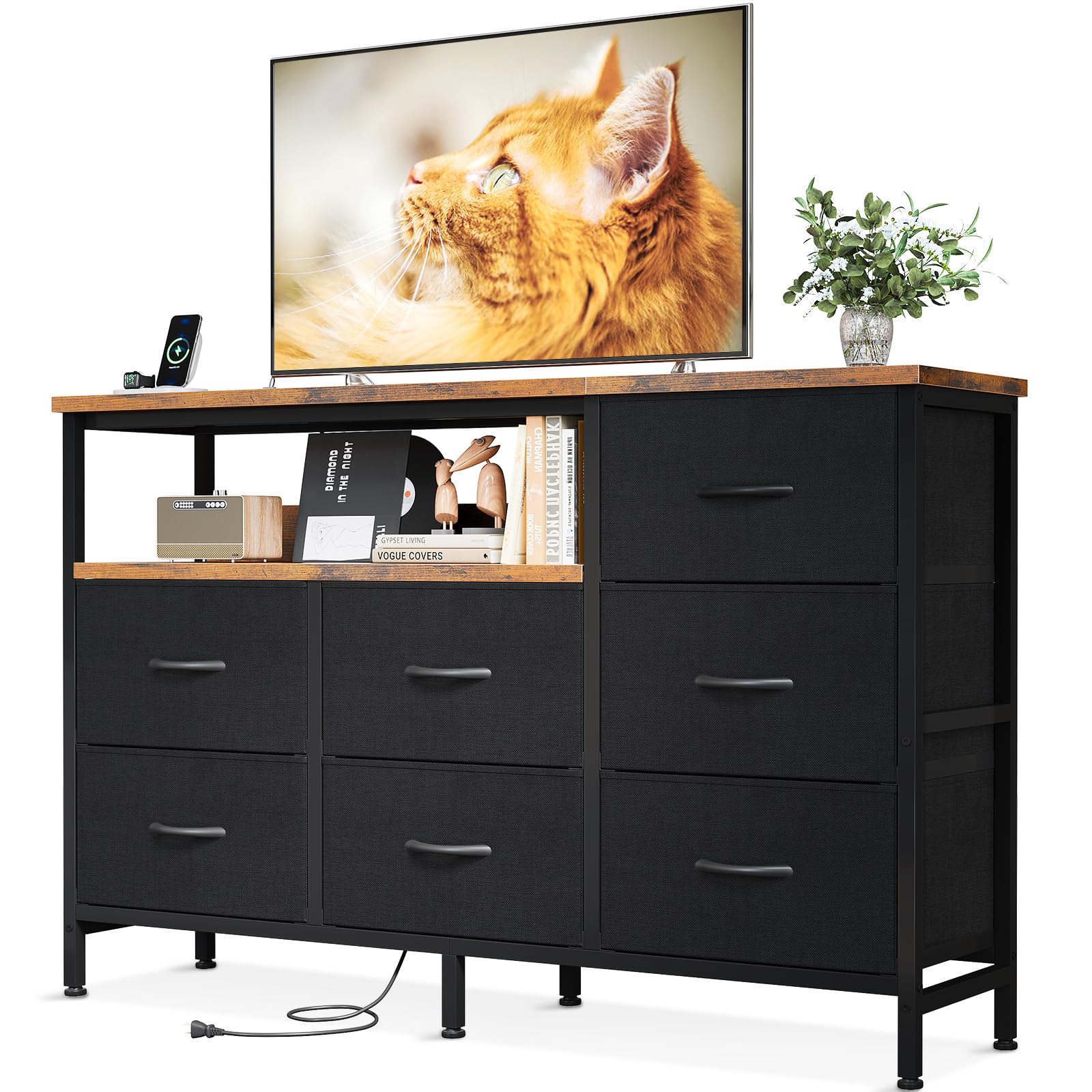 AODK タンス チェスト コンセント付き 幅132&times;奥行30&times;高さ90cm テレビ台 リビング 収納 大容量 洋服タンス 収納ケース 衣装ケース 布製引き出し 箪笥 おしゃれ 転倒防止 安定感 3段7杯 ブラック&ビンテージ｜道具セレクション