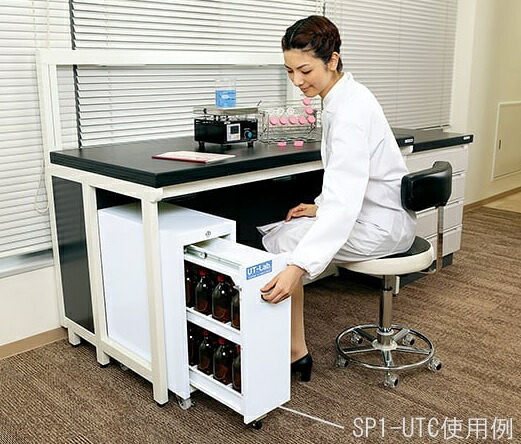 【直送品】 アズワン 薬品保管ユニット(UT-Lab.・キャスター付き)251&times;500&times;652mm スチール製 SP1-UTC (2-709-01) 《実験設備・保管》 【大型】｜道具屋さん店