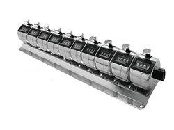 【ポイント10倍】ライン精機 (LINE) 機械式数取器 H-102M-10