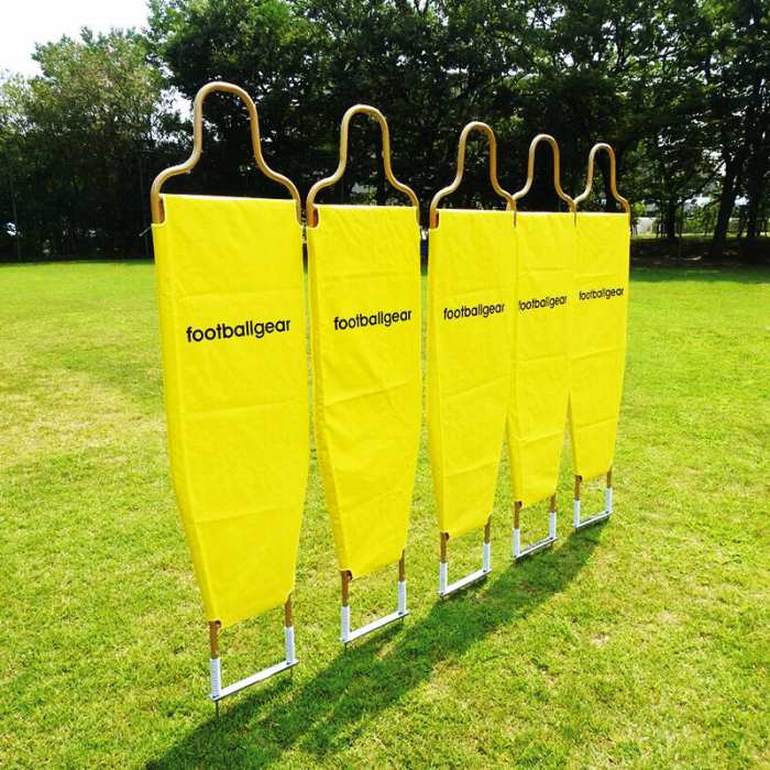 ★海外プロサッカークラブでも導入実績！プロモデルの金属ダミー★【 フットボールギア footballgear 】【 設備 用具 】サッカー クレイジーダミー5体セット 自主トレ 練習 ゴールキーパー 壁 フリーキック 障害物 持ち運び 移動 TKJSR0105 [230330][大型宅配便]