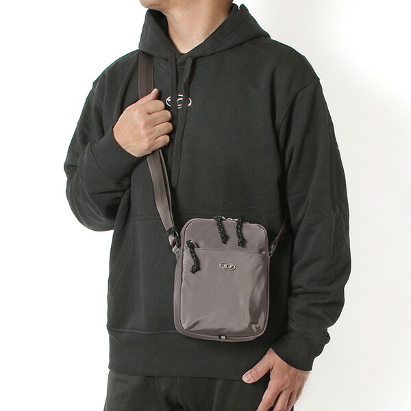 25AWモデル ディーゼル DIESEL メンズ ショルダーバッグ D-PACK-CROSSBODY-X【グレー】 X10310 P8166 T8157/【2025-26AW】m-bag