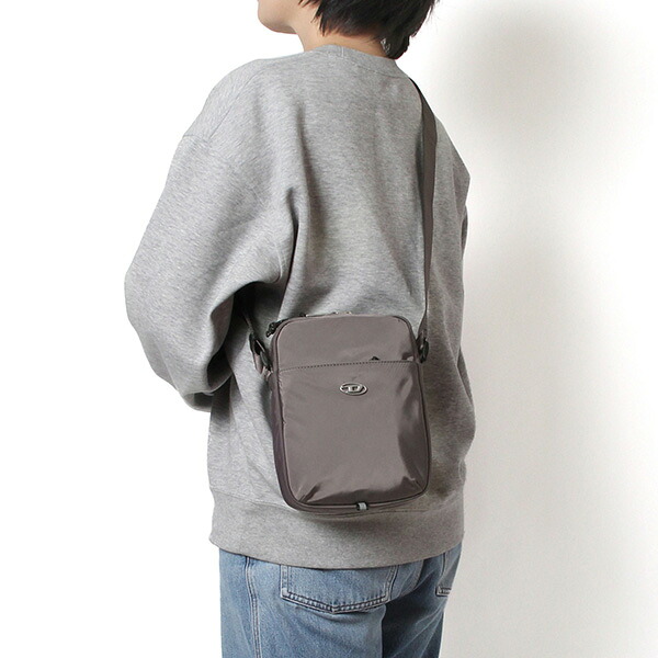 25AWモデル ディーゼル DIESEL レディース ショルダーバッグ D-PACK-CROSSBODY-X【グレー】 X10310 P8166 T8157/【2025-26AW】l-bag